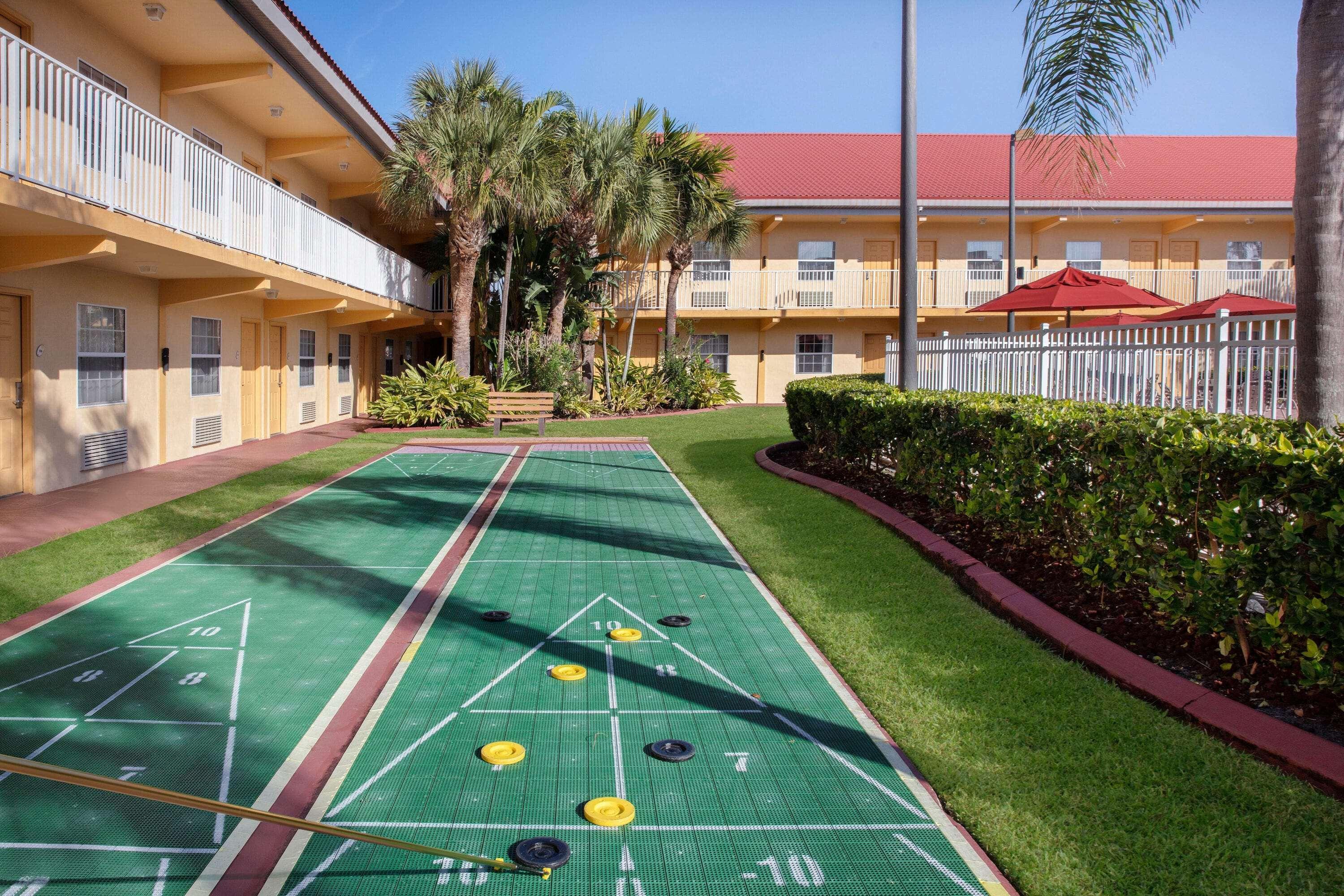 La Quinta Inn By Wyndham Cocoa Beach-Port Canaveral Exterior foto